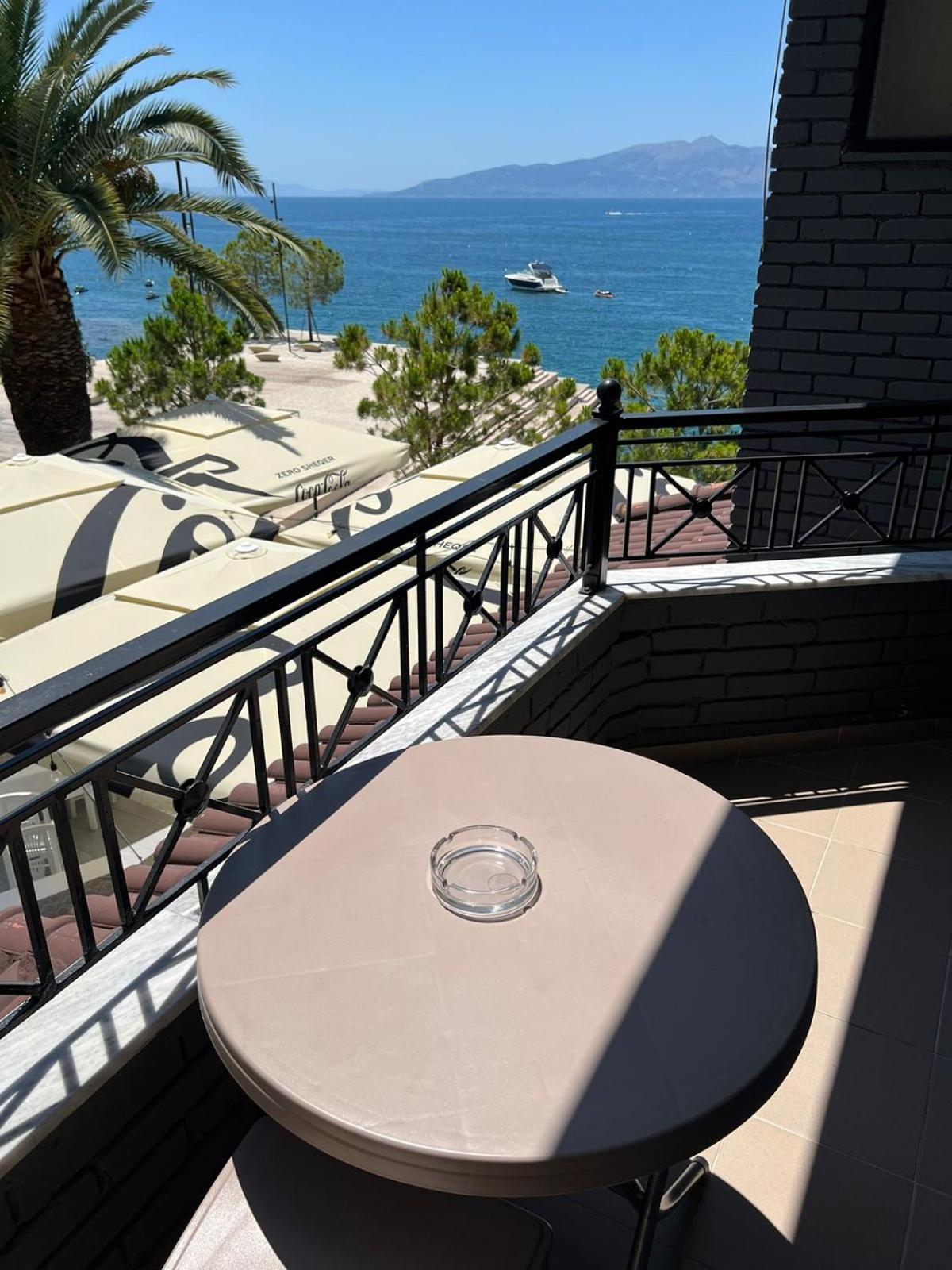 Hotel Summer Saranda Extérieur photo