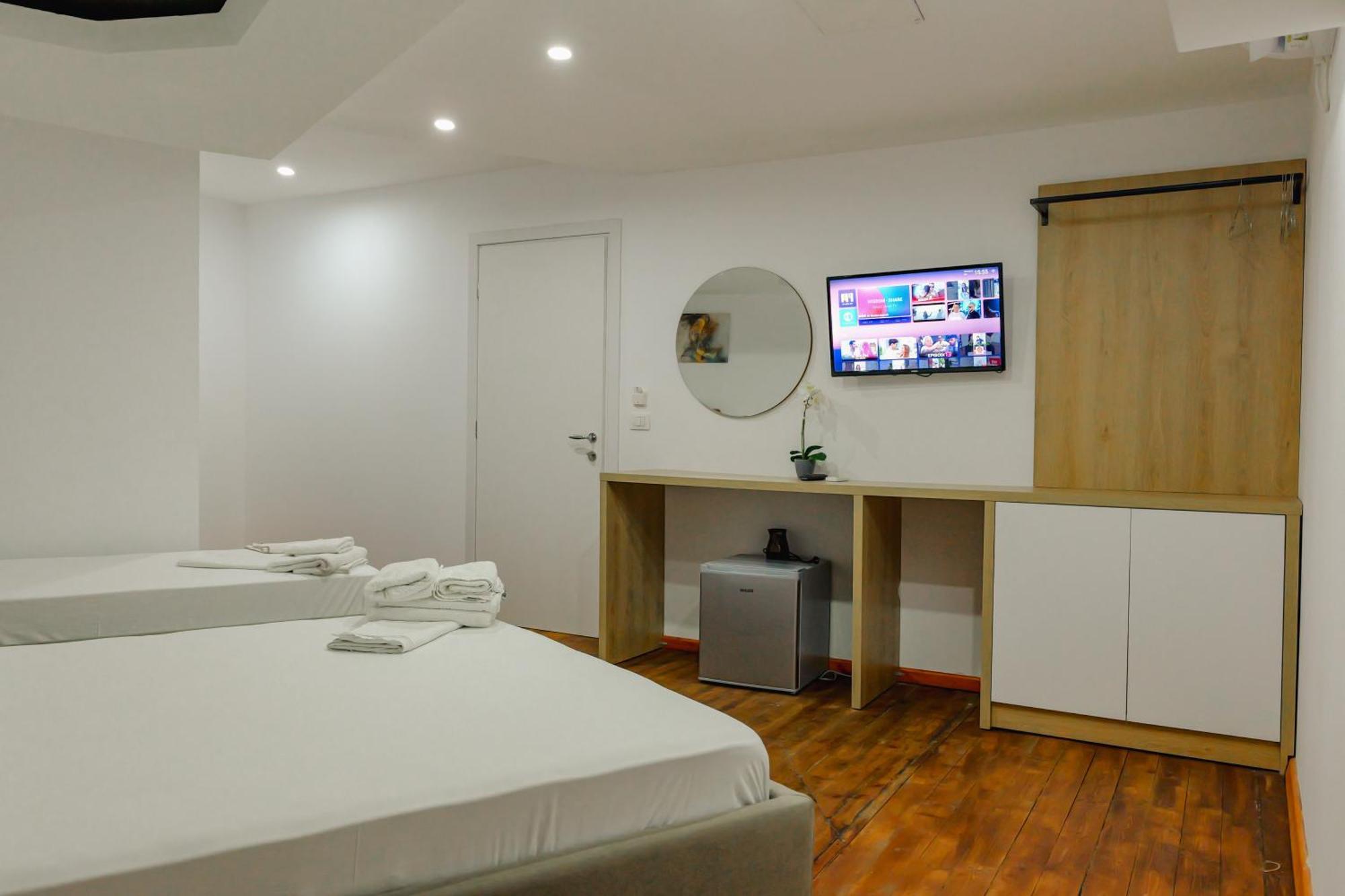 Hotel Summer Saranda Extérieur photo