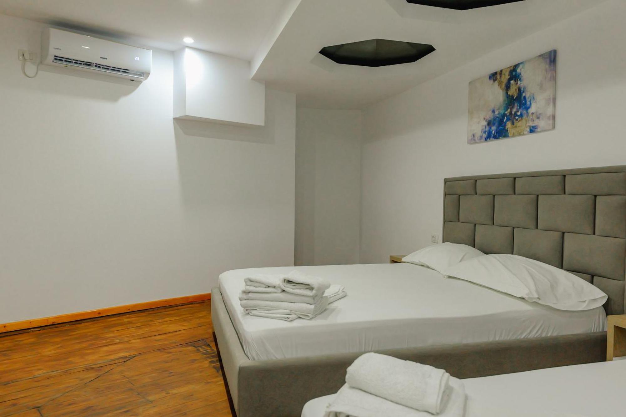 Hotel Summer Saranda Extérieur photo