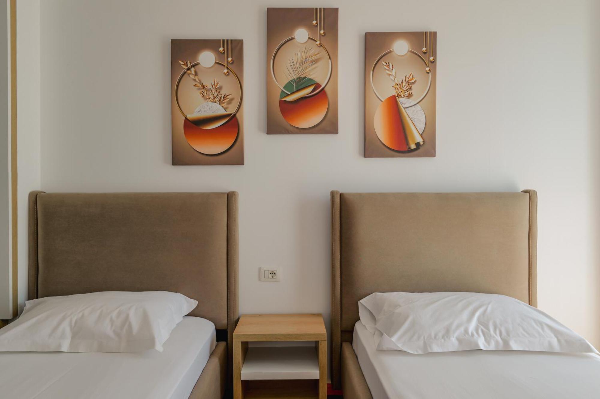 Hotel Summer Saranda Extérieur photo
