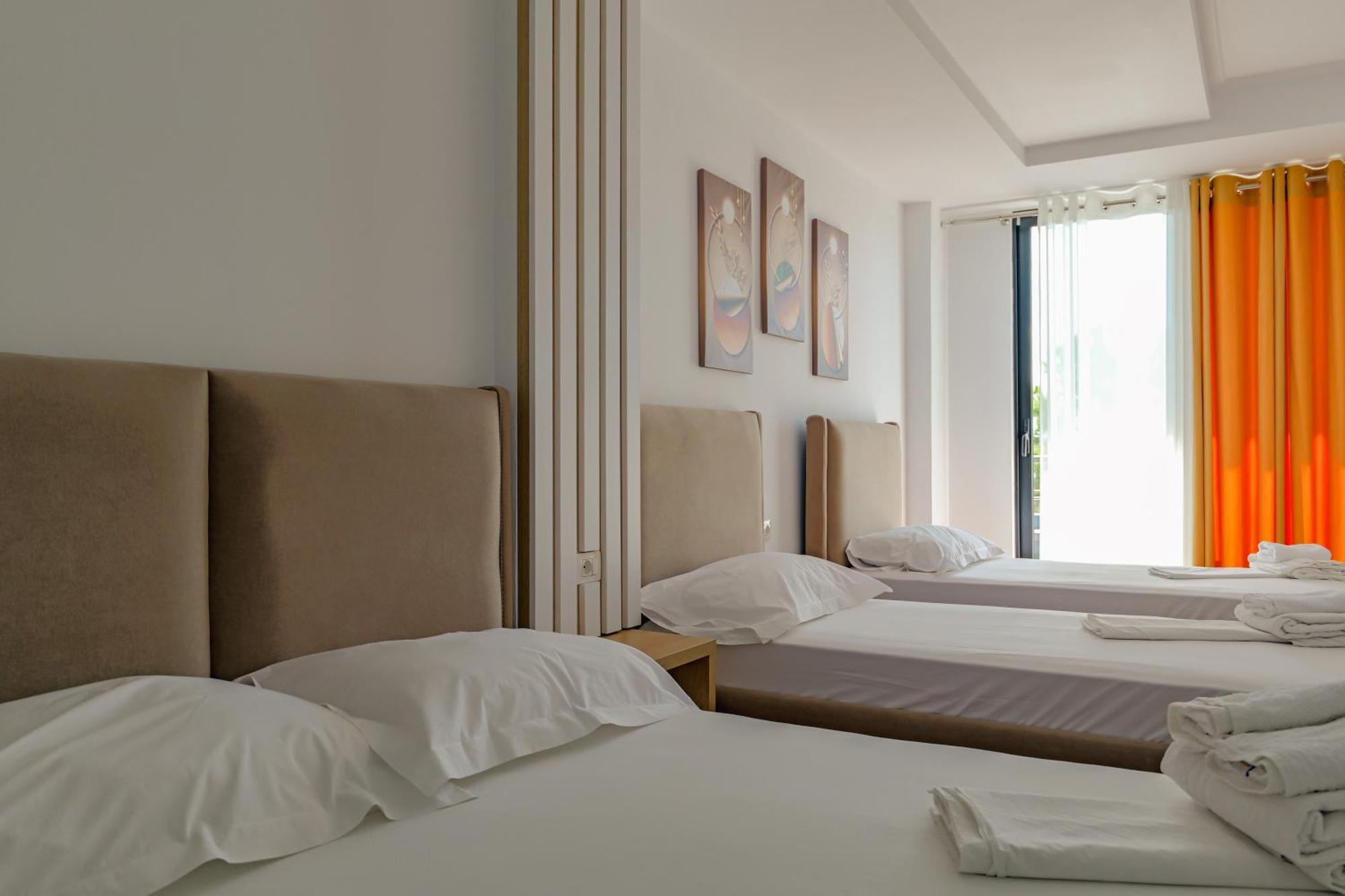 Hotel Summer Saranda Extérieur photo