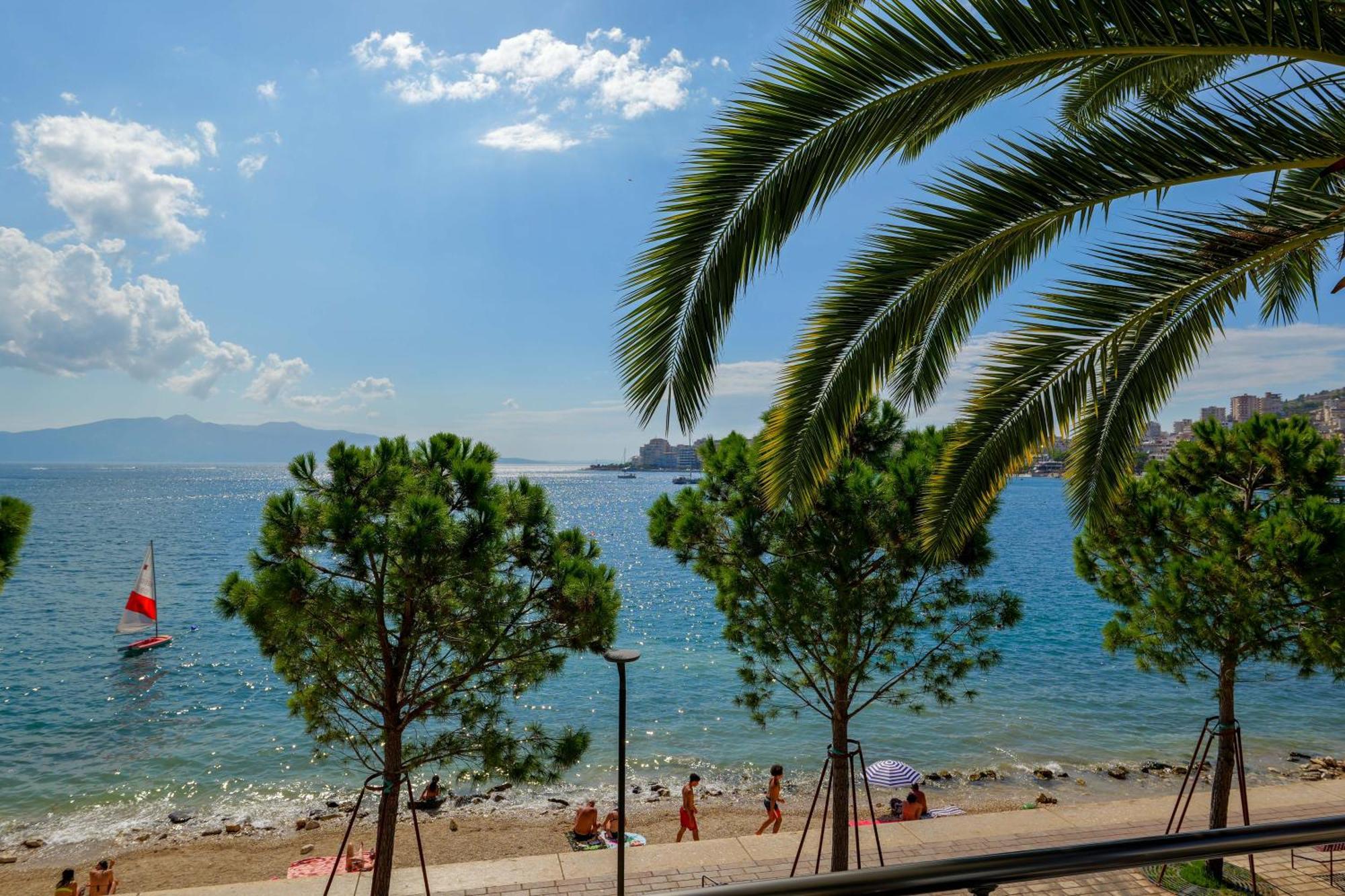 Hotel Summer Saranda Extérieur photo