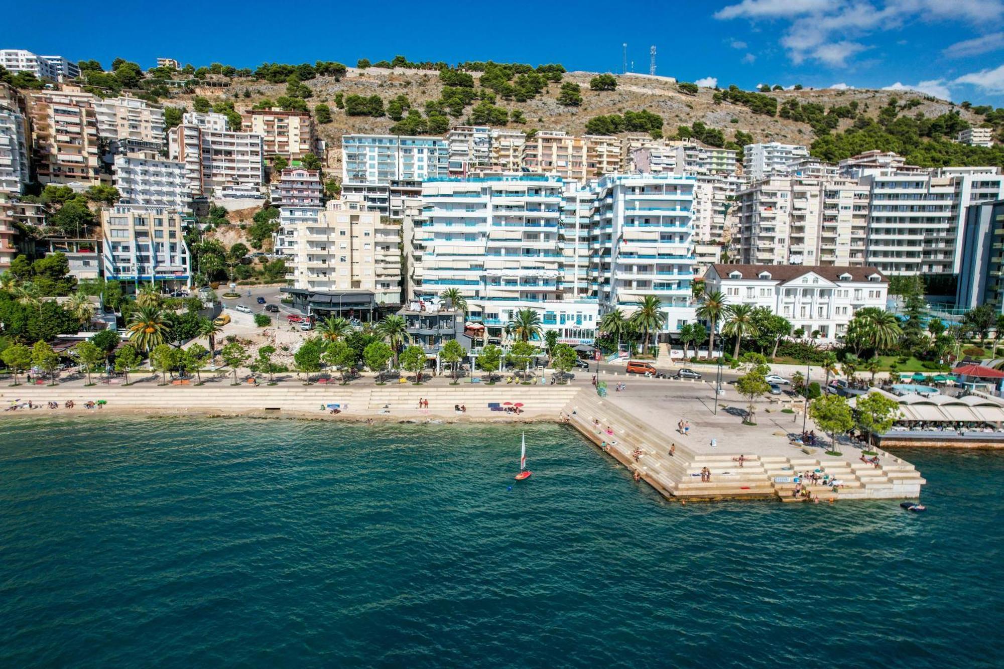 Hotel Summer Saranda Extérieur photo