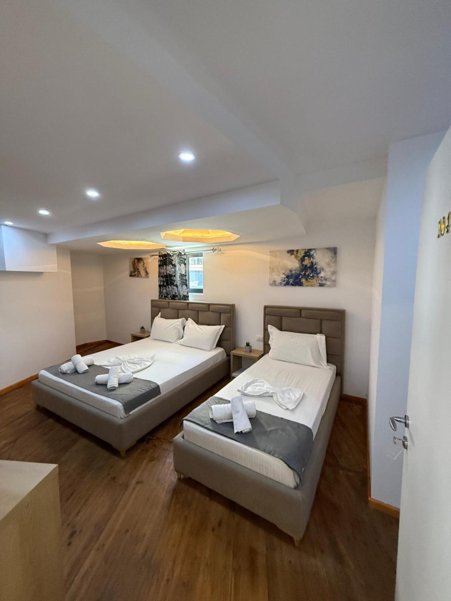 Hotel Summer Saranda Extérieur photo