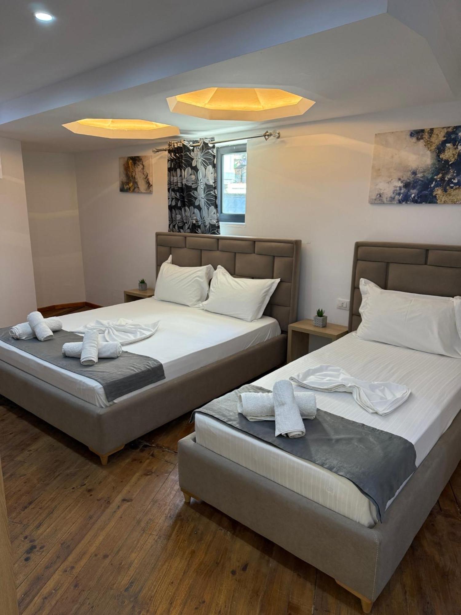 Hotel Summer Saranda Extérieur photo
